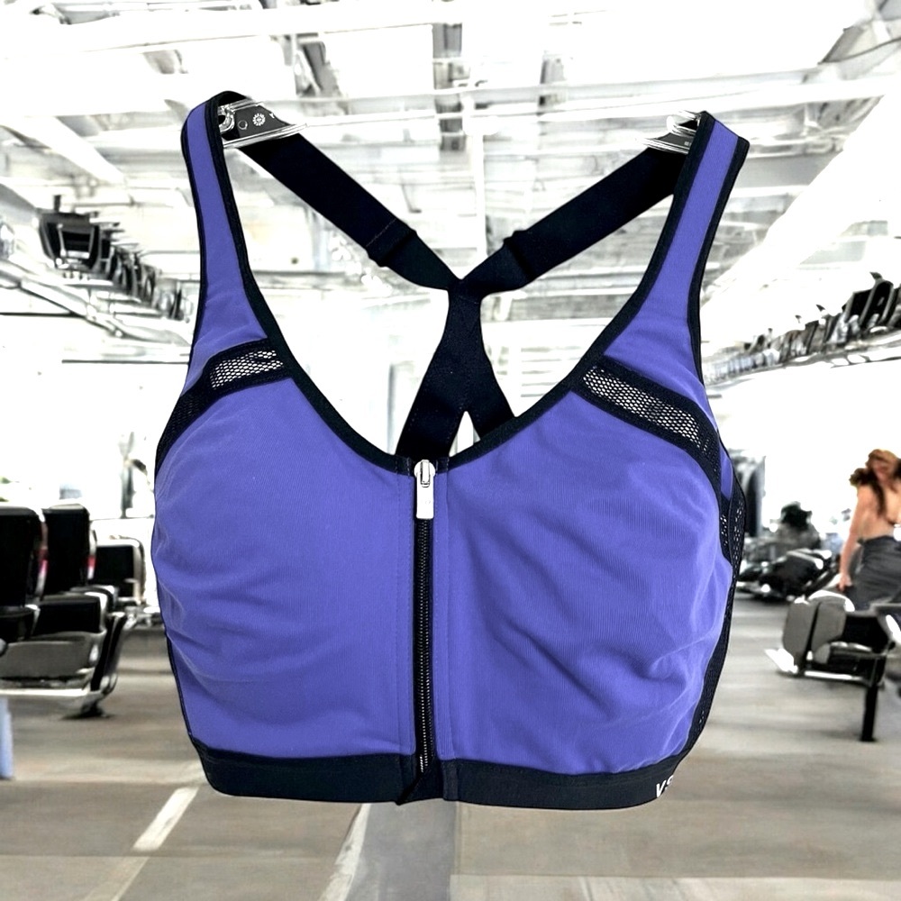 Victoria’s Secrets VSX Sports Bra Front Close Zip‎ Underwire Racerback Padded